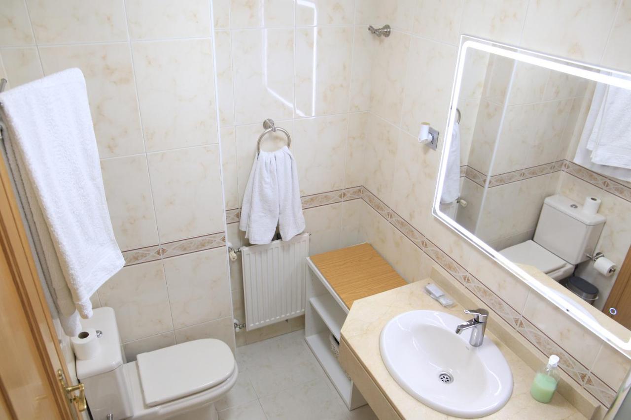 Ferienwohnung Precioso Apartamento Con Piscina Y Bien Comunicado Las Rozas de Madrid Exterior foto