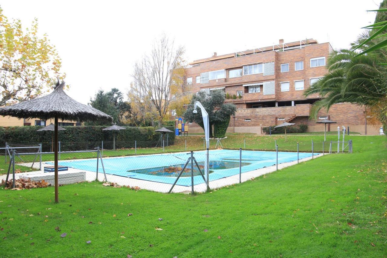 Ferienwohnung Precioso Apartamento Con Piscina Y Bien Comunicado Las Rozas de Madrid Exterior foto
